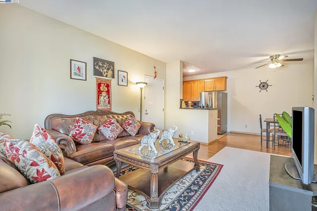 $524,900 | 3507 Buttonwood Terrace, Unit 203, Fremont, CA 94536