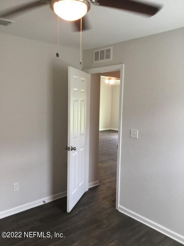 8772 Kaye Lane Jacksonville, FL 32244 - Photo 7 of 11 3620176c-396e-47ad-9b11-222c395f7059