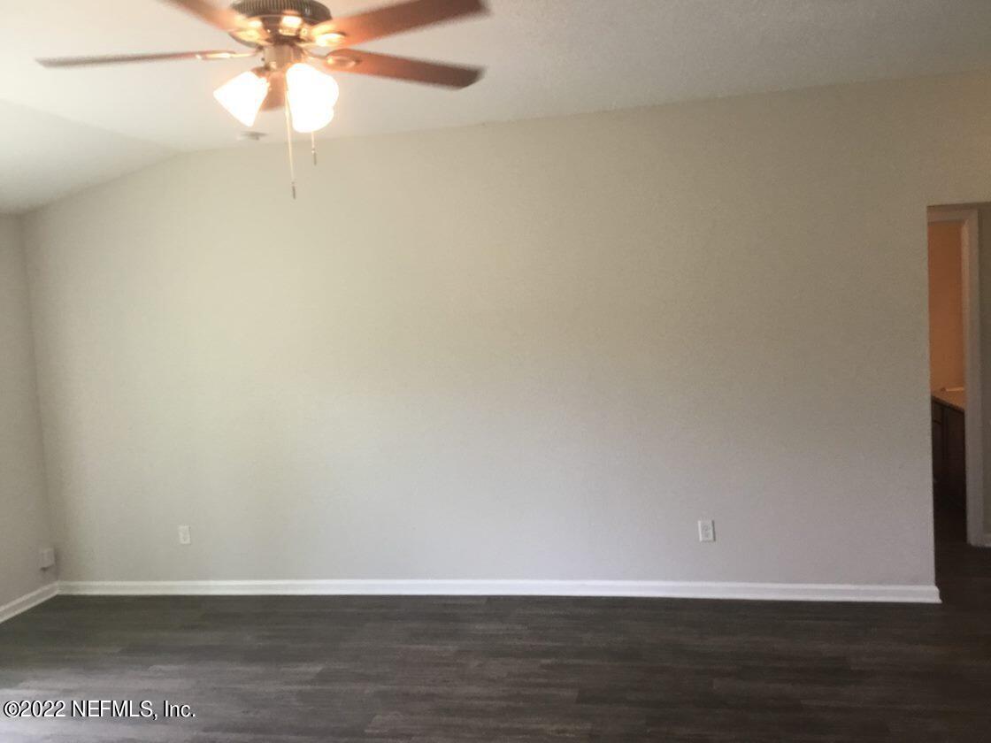 8772 Kaye Lane Jacksonville, FL 32244 - Photo 8 of 11 f33f9bae-26f0-44e6-8954-a146199e6754