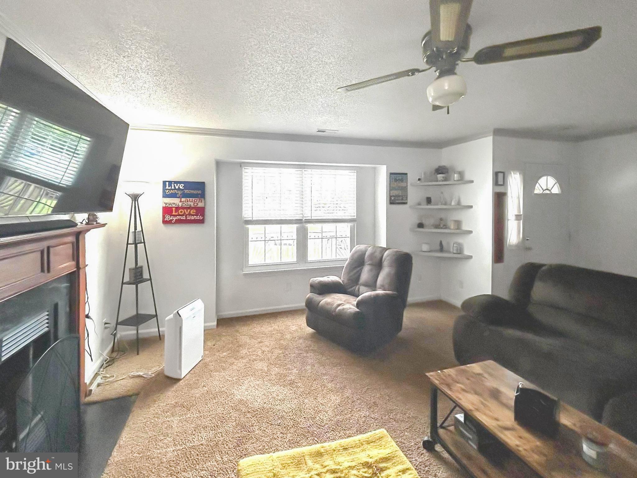 1409 Thomas Way Culpeper, VA 22701 - Photo 5 of 32