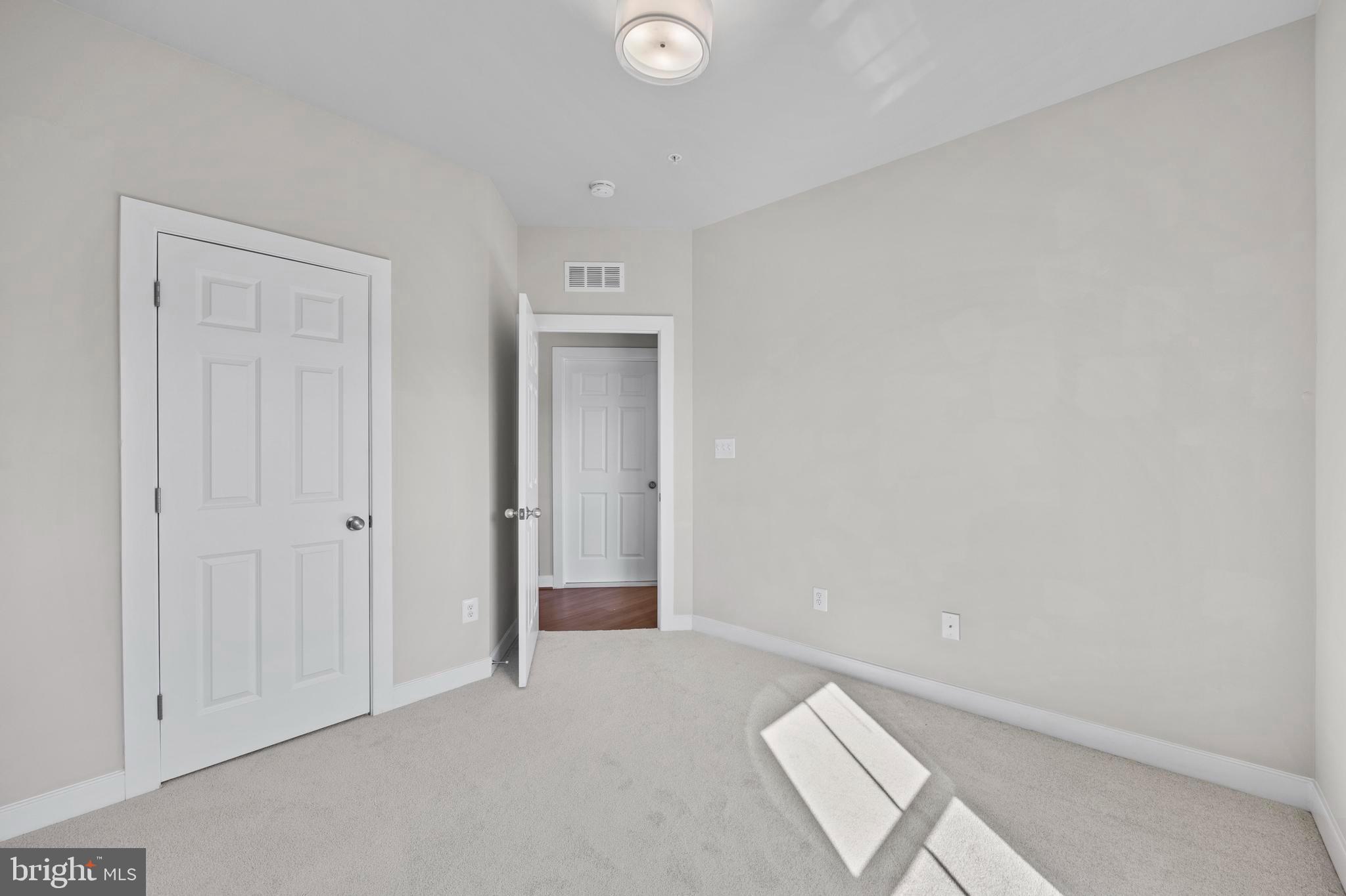 14247 Travilah Road Rockville, MD 20850 - Photo 50 of 100 2nd Room