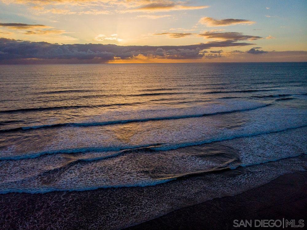 1210 Neptune Encinitas Ca Encinitas, CA 92024 - Photo 3 of 16