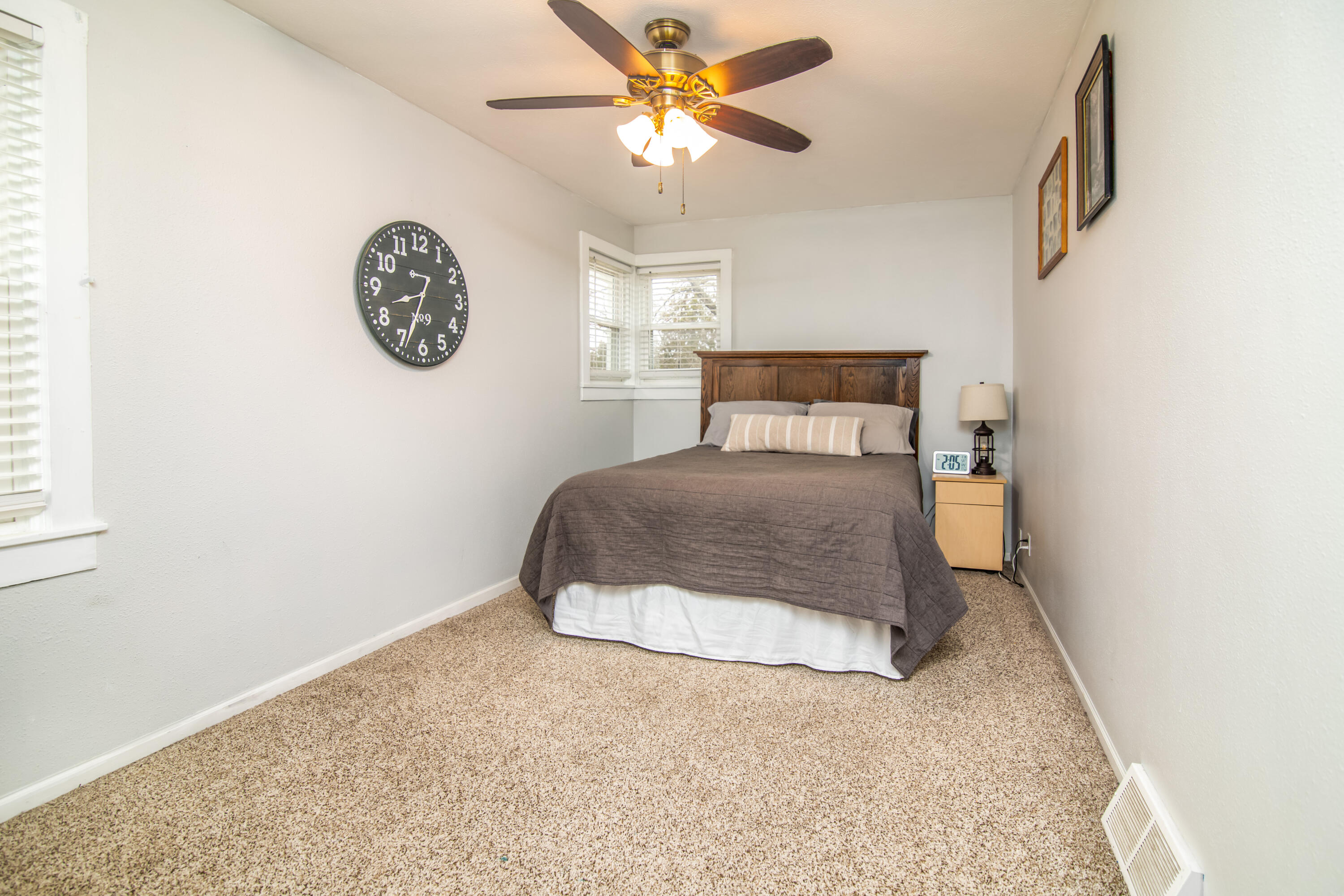 449 Taylor Street Waterloo, WI 53594 - Photo 23 of 37 Primary Bedroom