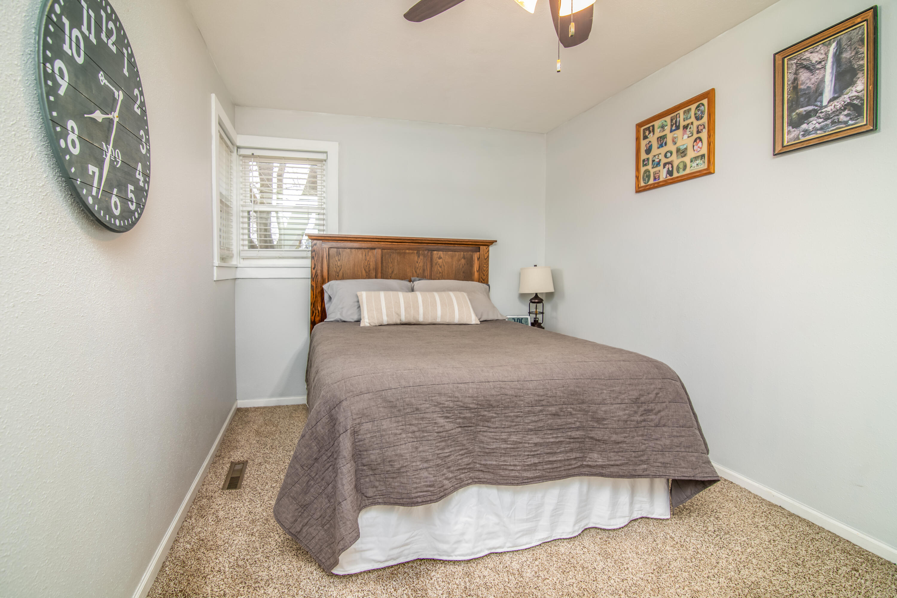 449 Taylor Street Waterloo, WI 53594 - Photo 24 of 37 Primary Bedroom