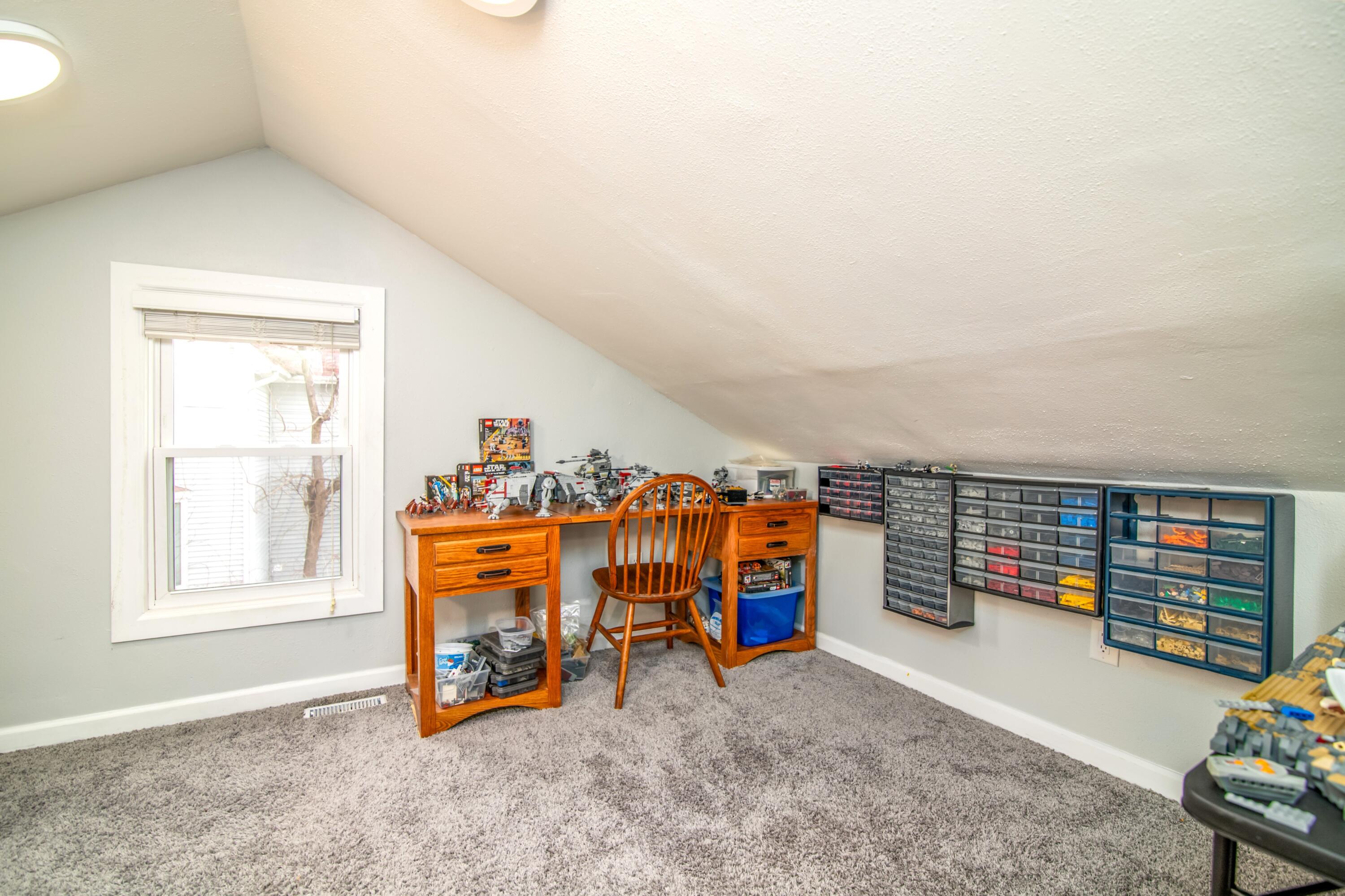 449 Taylor Street Waterloo, WI 53594 - Photo 32 of 37 Bonus Room