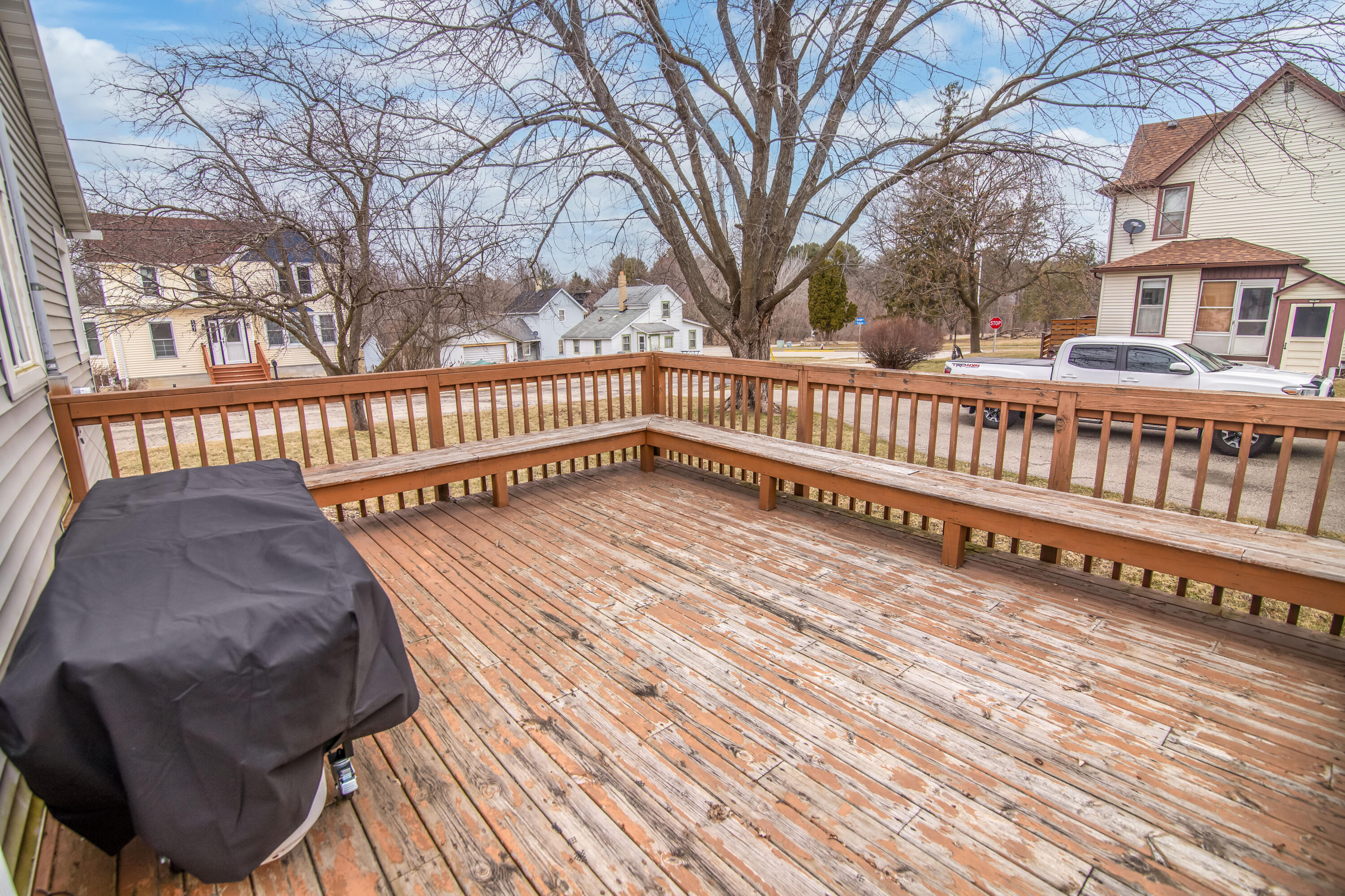 449 Taylor Street Waterloo, WI 53594 - Photo 5 of 37 Deck