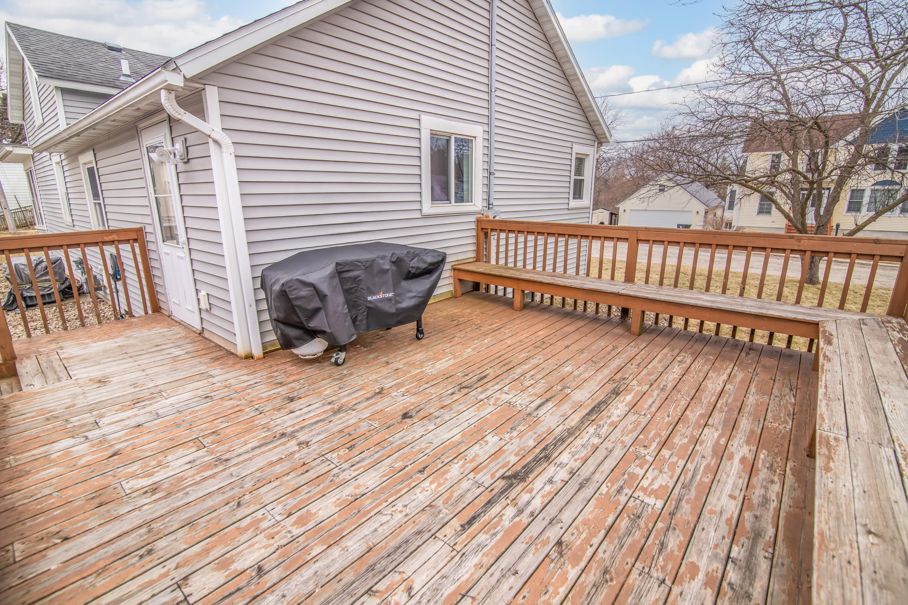 449 Taylor Street Waterloo, WI 53594 - Photo 6 of 37 Deck