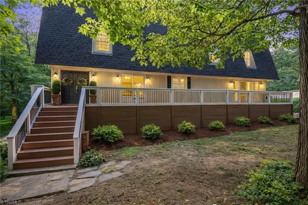 $649,999 | 4806 Trailwood Drive, Greensboro, NC 27407