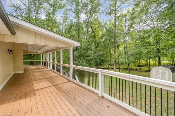 $649,999 | 4806 Trailwood Drive, Greensboro, NC 27407