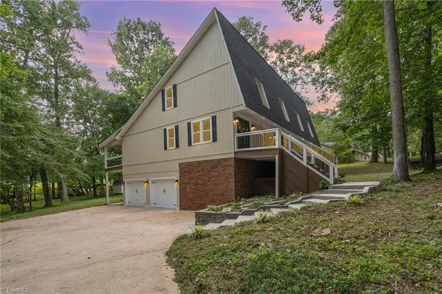 $720,000 | 4806 Trailwood Drive, Greensboro, NC 27407