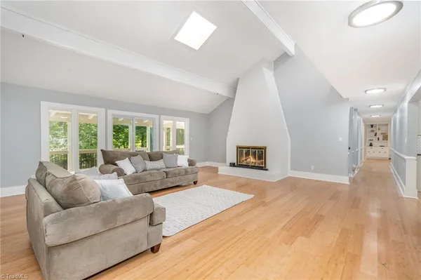 $649,999 | 4806 Trailwood Drive, Greensboro, NC 27407
