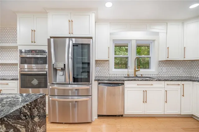 $720,000 | 4806 Trailwood Drive, Greensboro, NC 27407