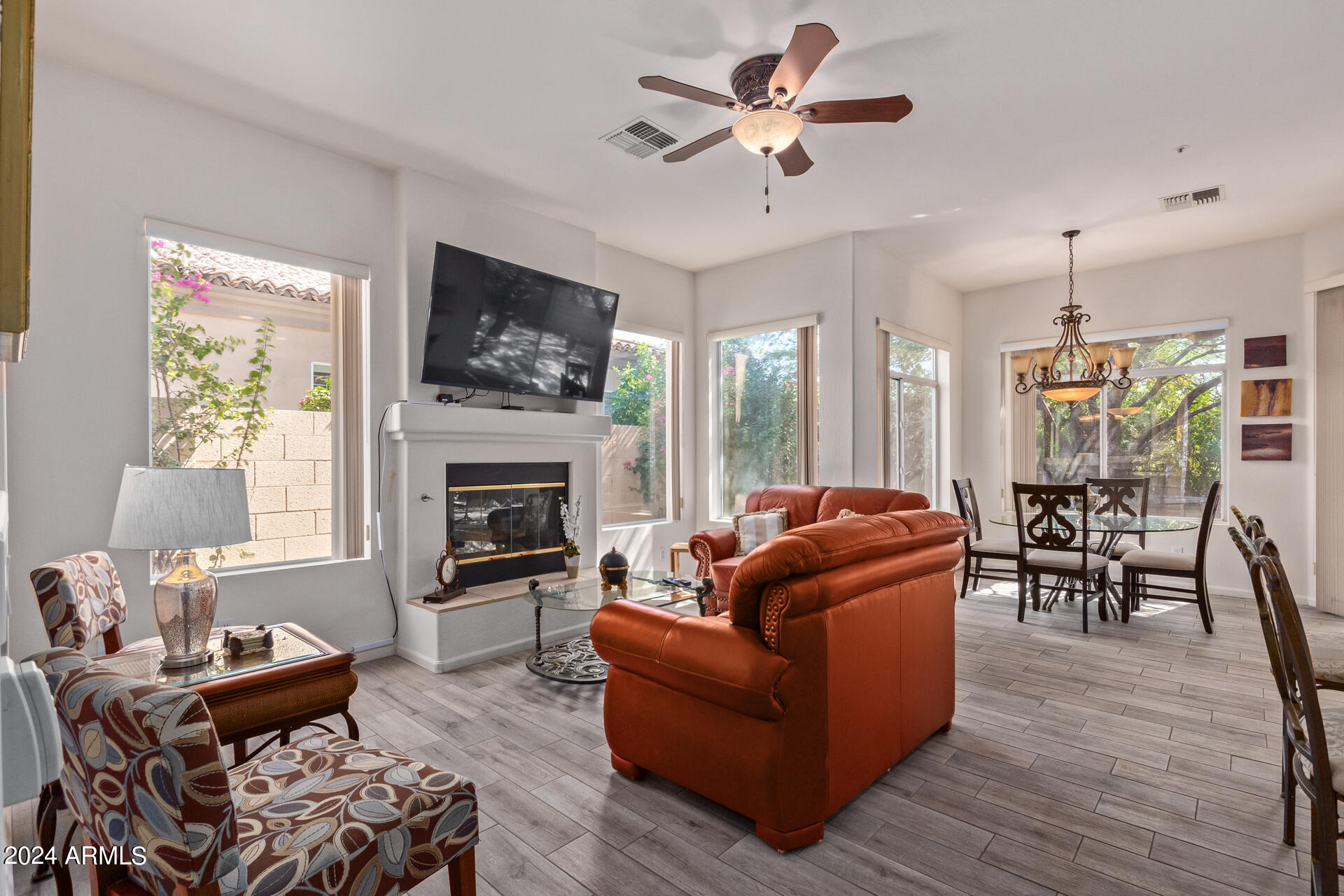 7979 East Princess Drive, Unit 15 Scottsdale, AZ 85255 - Photo 15 of 37 Living Room