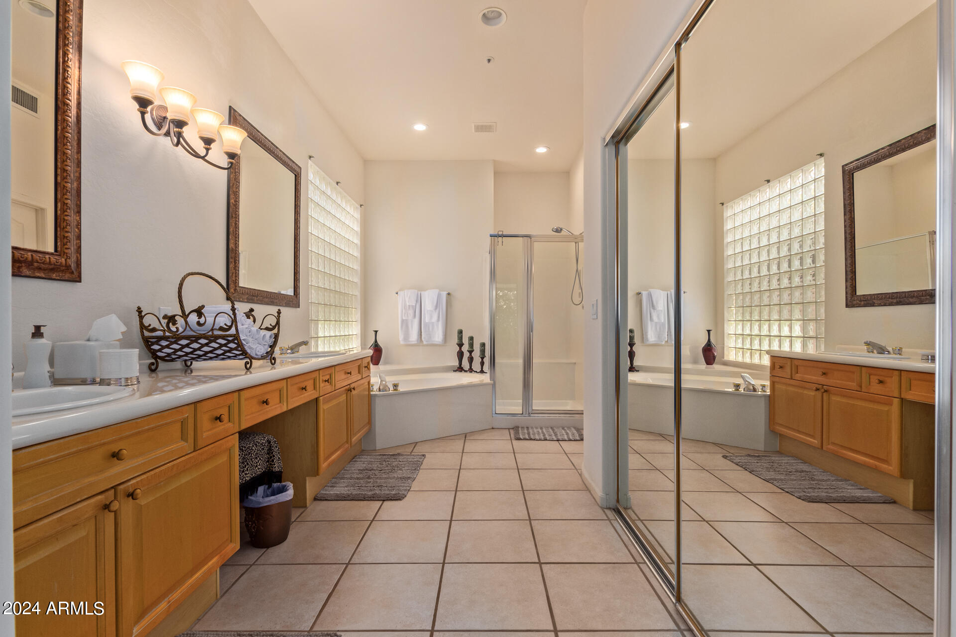 7979 East Princess Drive, Unit 15 Scottsdale, AZ 85255 - Photo 23 of 37 Primary Bathroom