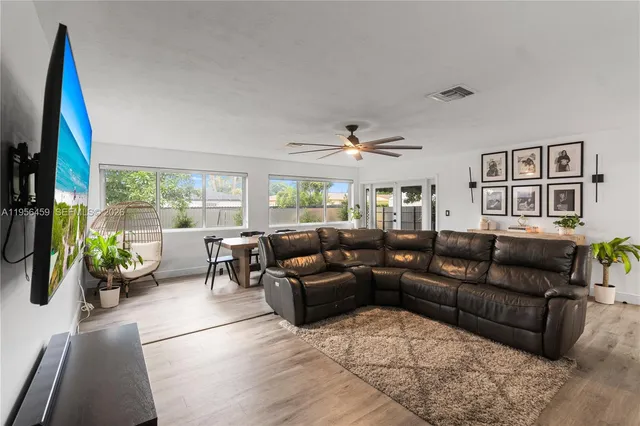 $599,000 | 6791 Southwest 10th Court, Pembroke Pines, FL 33023