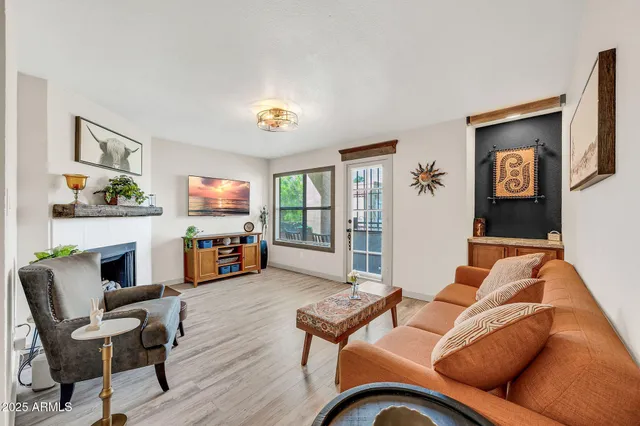 $4,000 | 8787 East Mountain View Road, Unit 2100, Scottsdale, AZ 85258