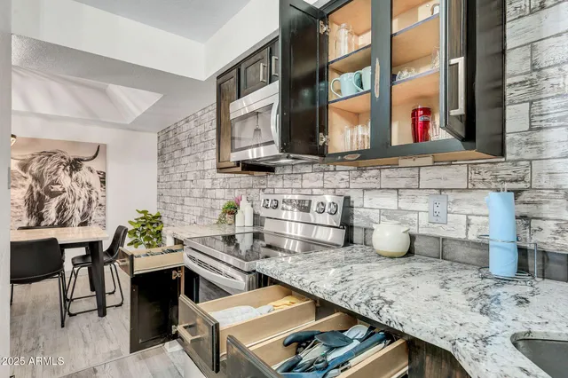 $4,000 | 8787 East Mountain View Road, Unit 2100, Scottsdale, AZ 85258