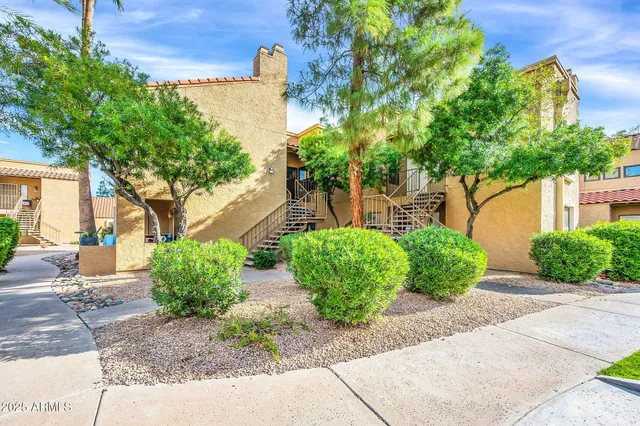 $4,000 | 8787 East Mountain View Road, Unit 2100, Scottsdale, AZ 85258