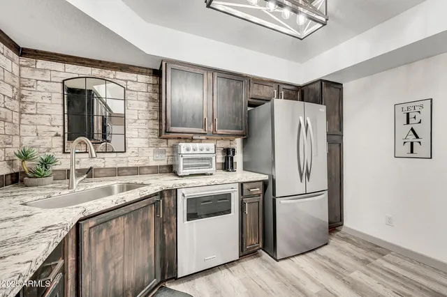 $4,000 | 8787 East Mountain View Road, Unit 2100, Scottsdale, AZ 85258