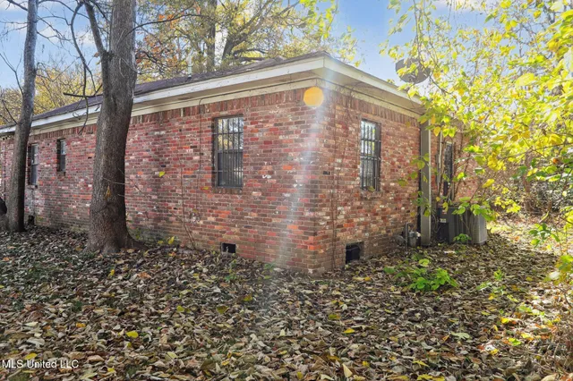 $23,000 | 421 Lincoln Place, Clarksdale, MS 38614