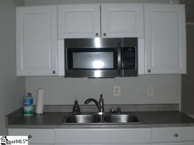 $2,800 | 106 North Pendleton Street, Easley, SC 29640