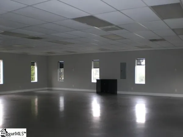 $2,800 | 106 North Pendleton Street, Easley, SC 29640