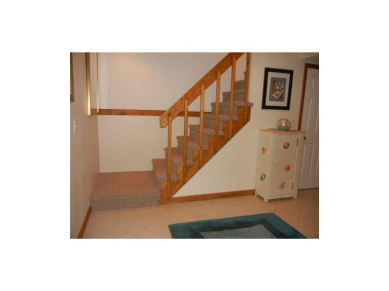 660 Point Judith Road, Unit A3 Narragansett, RI 02882 - Photo 9 of 12 Entry.