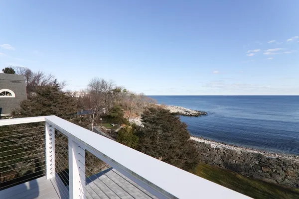 $3,800 | 101 Granite Street, Unit 3, Rockport, MA 01966