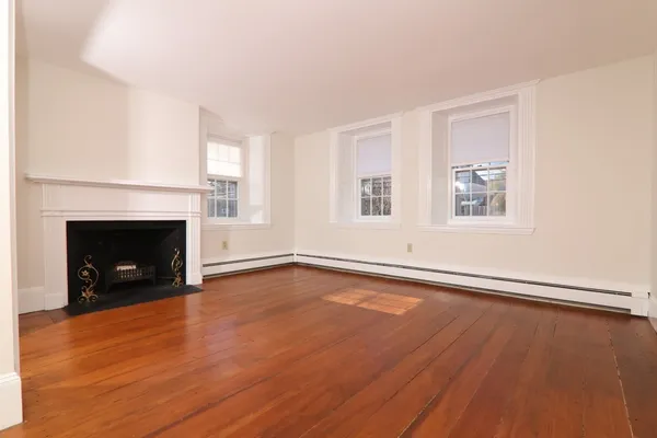 $3,800 | 101 Granite Street, Unit 3, Rockport, MA 01966