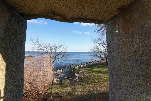 $3,800 | 101 Granite Street, Unit 3, Rockport, MA 01966