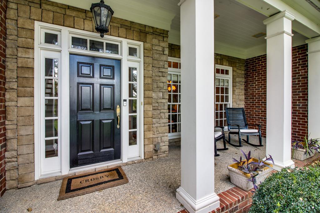 129 Page Road Nashville, TN 37205 - Photo 3 of 20 a outdoor space with balcony
