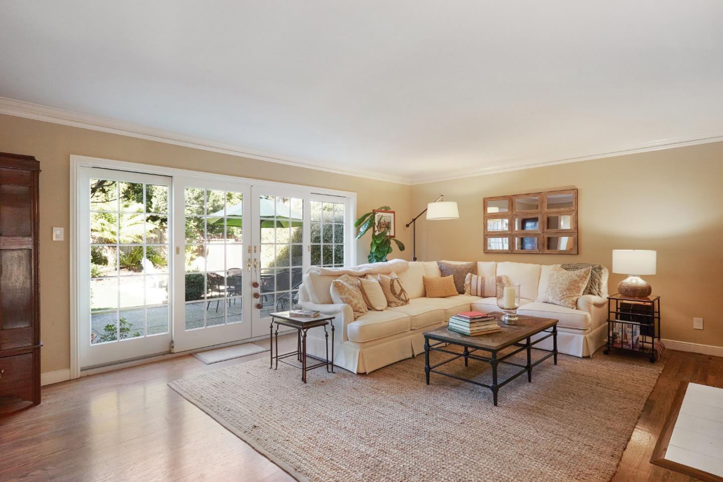 708 Oregon Avenue San Mateo, CA 94402 - Photo 2 of 18