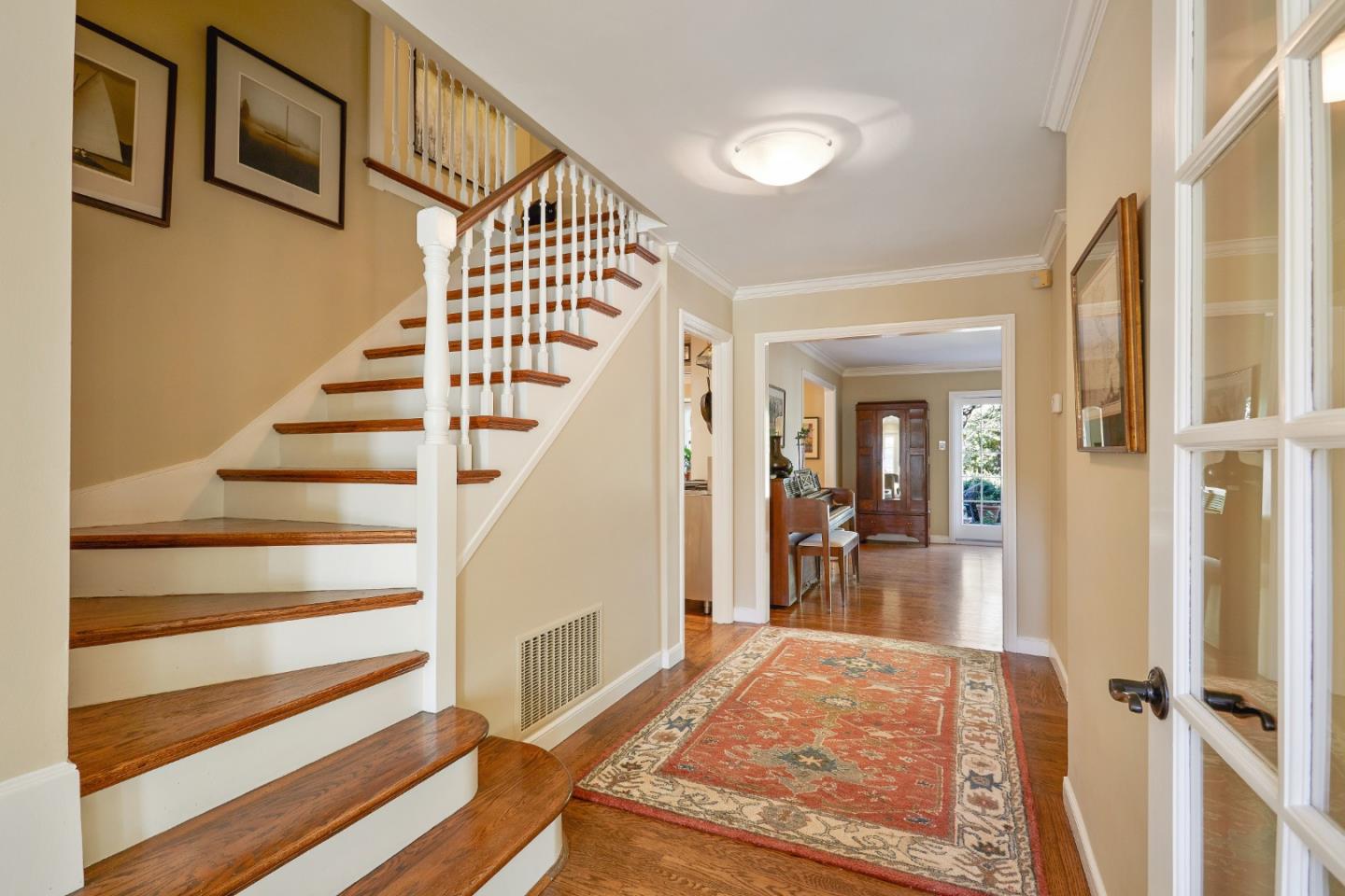 708 Oregon Avenue San Mateo, CA 94402 - Photo 8 of 18