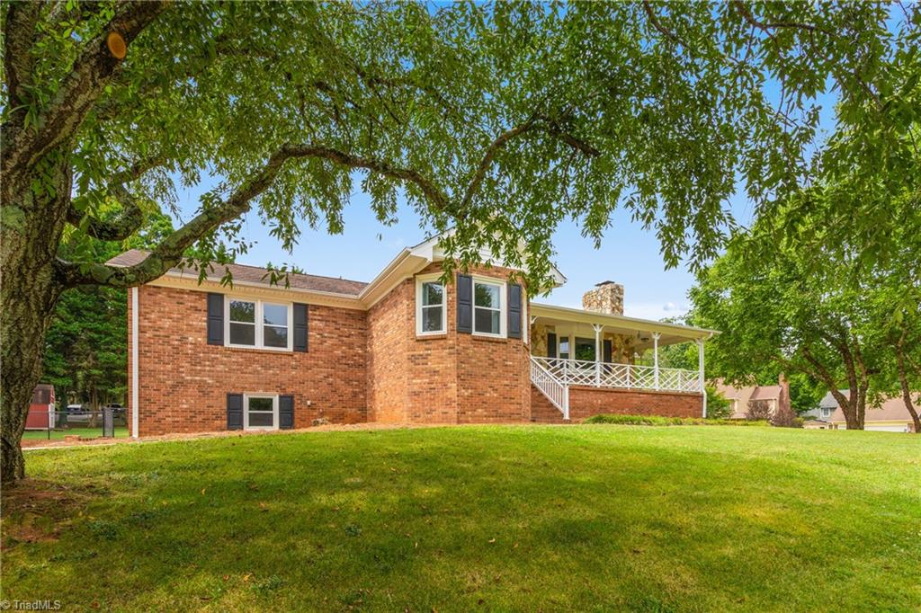 2600 Northfork Terrace High Point, NC 27265 - Photo 2 of 44 Gallery Image 2