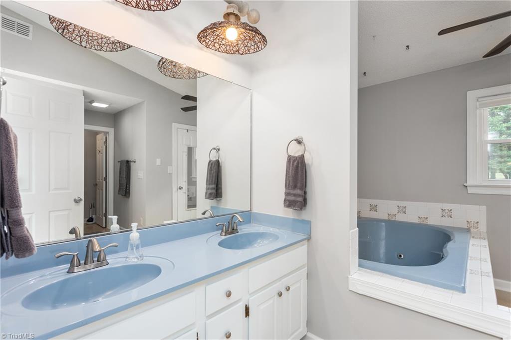 2600 Northfork Terrace High Point, NC 27265 - Photo 21 of 44 Gallery Image 21