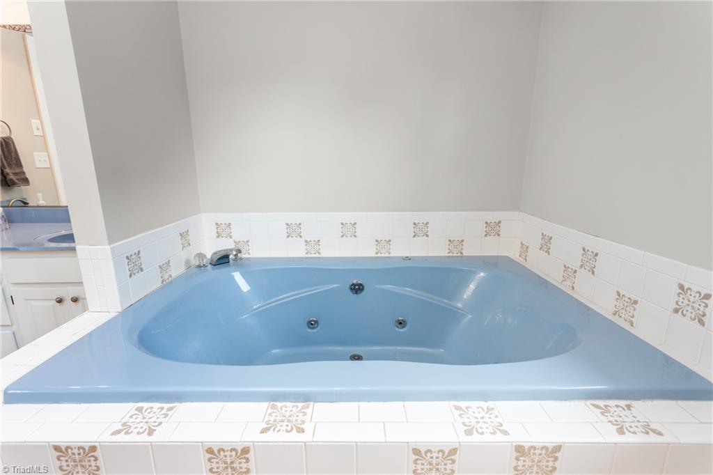 2600 Northfork Terrace High Point, NC 27265 - Photo 23 of 44 Gallery Image 23