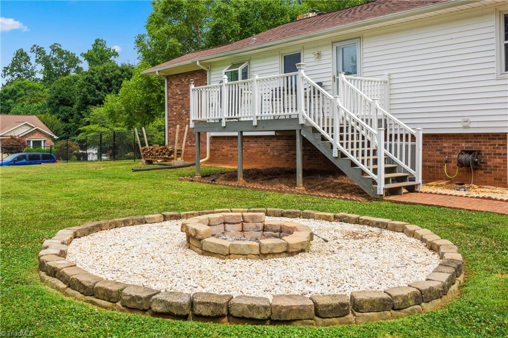 2600 Northfork Terrace High Point, NC 27265 - Photo 37 of 44 Gallery Image 37