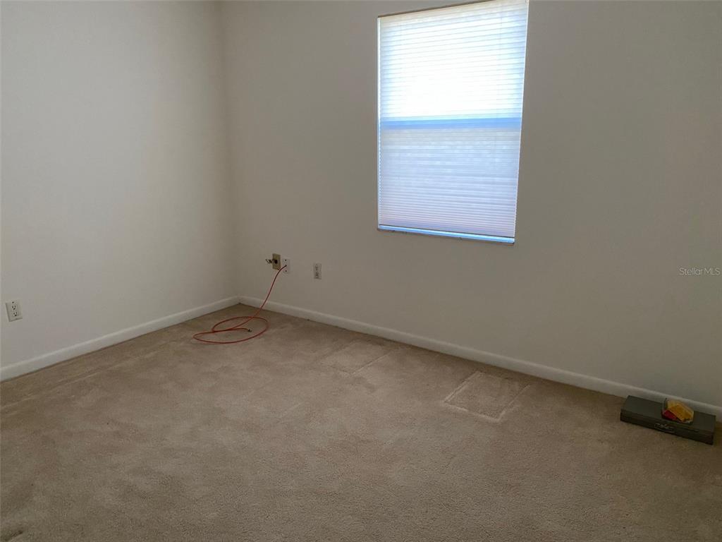 5047 Ferncrest Drive Winter Park, FL 32792 - Photo 15 of 34 an empty room with a window