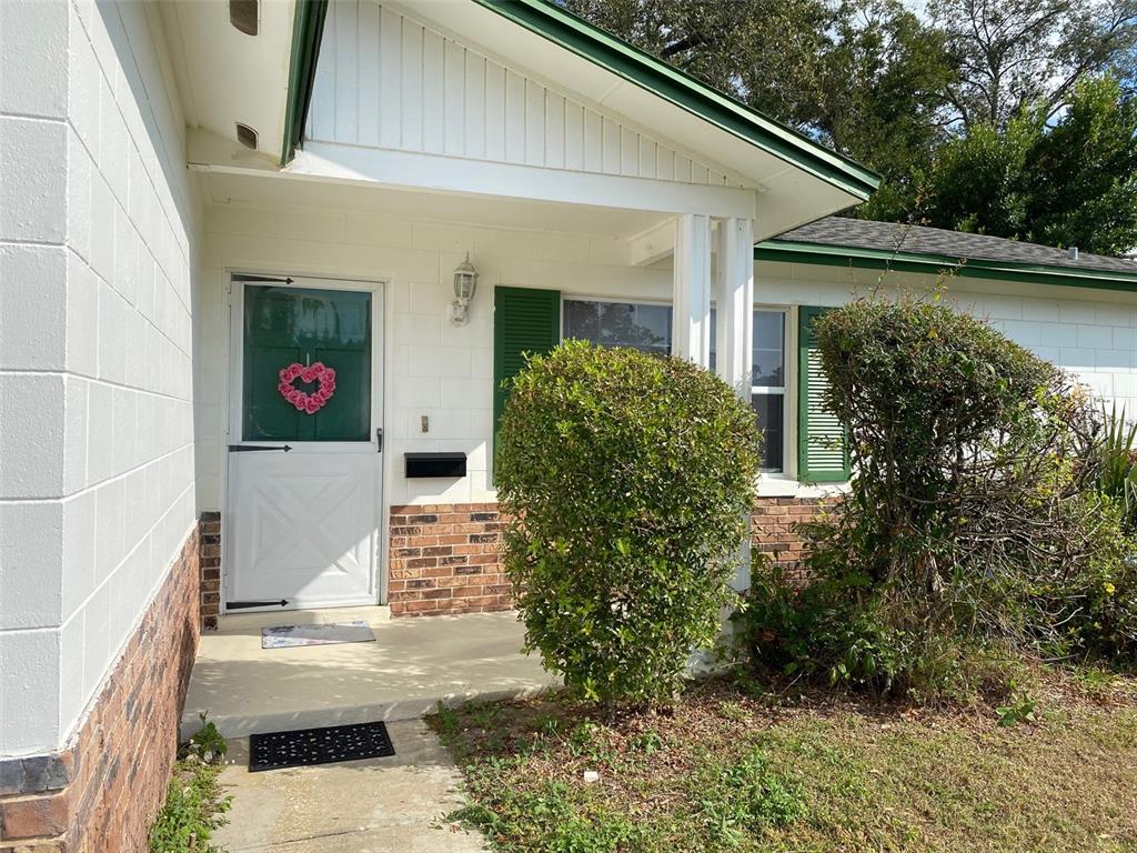 5047 Ferncrest Drive Winter Park, FL 32792 - Photo 4 of 34 view of house with outdoor space