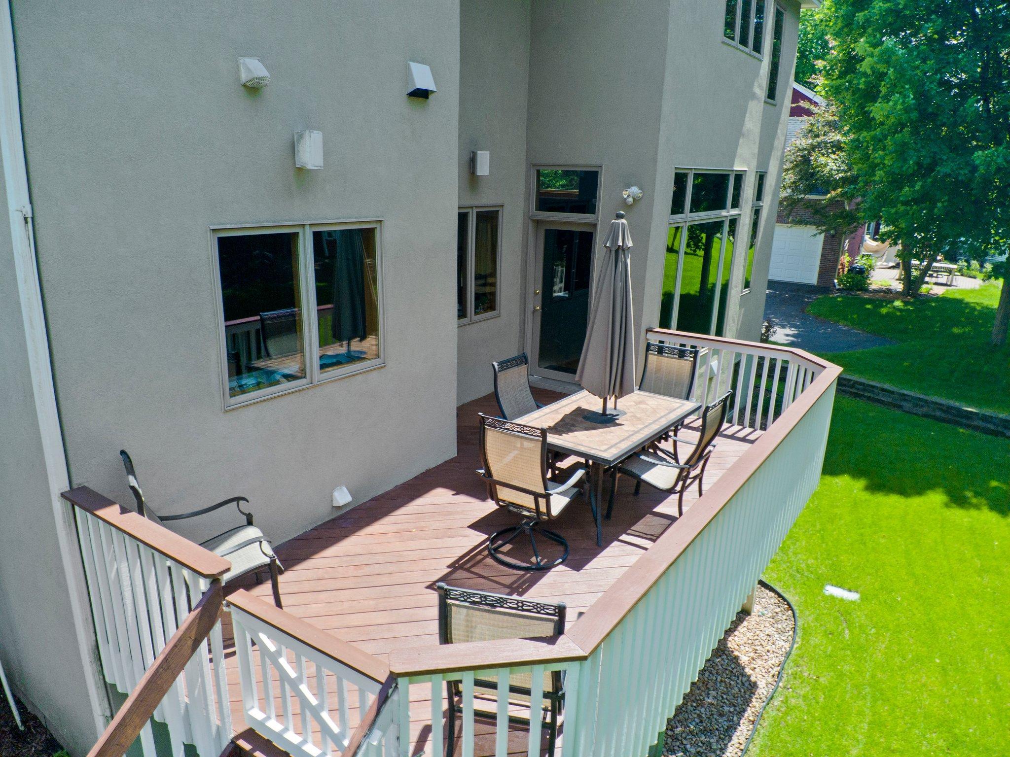 9388 Shetland Road Eden Prairie, MN 55347 - Photo 17 of 81