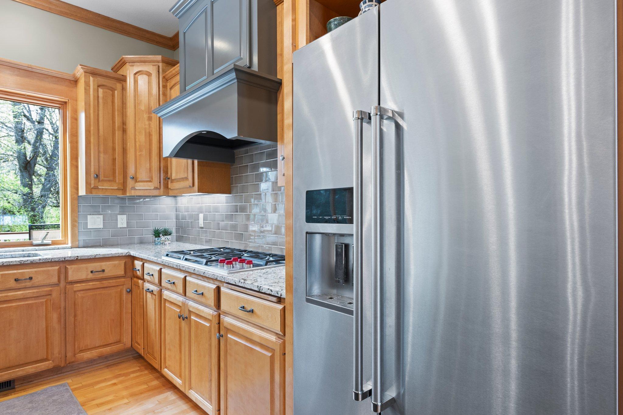 9388 Shetland Road Eden Prairie, MN 55347 - Photo 24 of 81