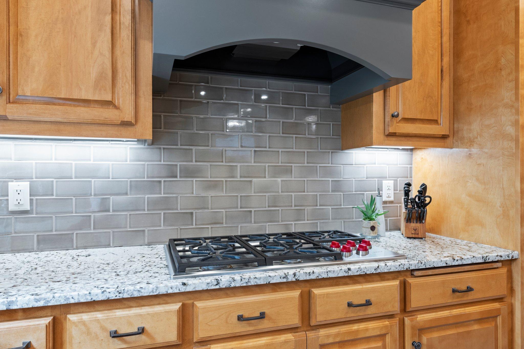 9388 Shetland Road Eden Prairie, MN 55347 - Photo 25 of 81