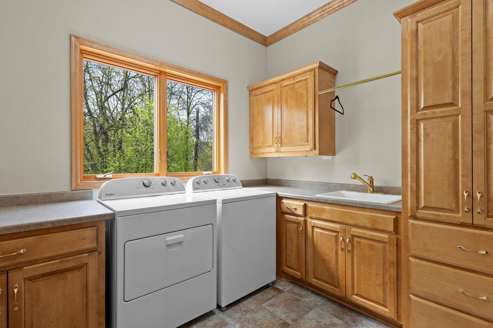 9388 Shetland Road Eden Prairie, MN 55347 - Photo 31 of 81