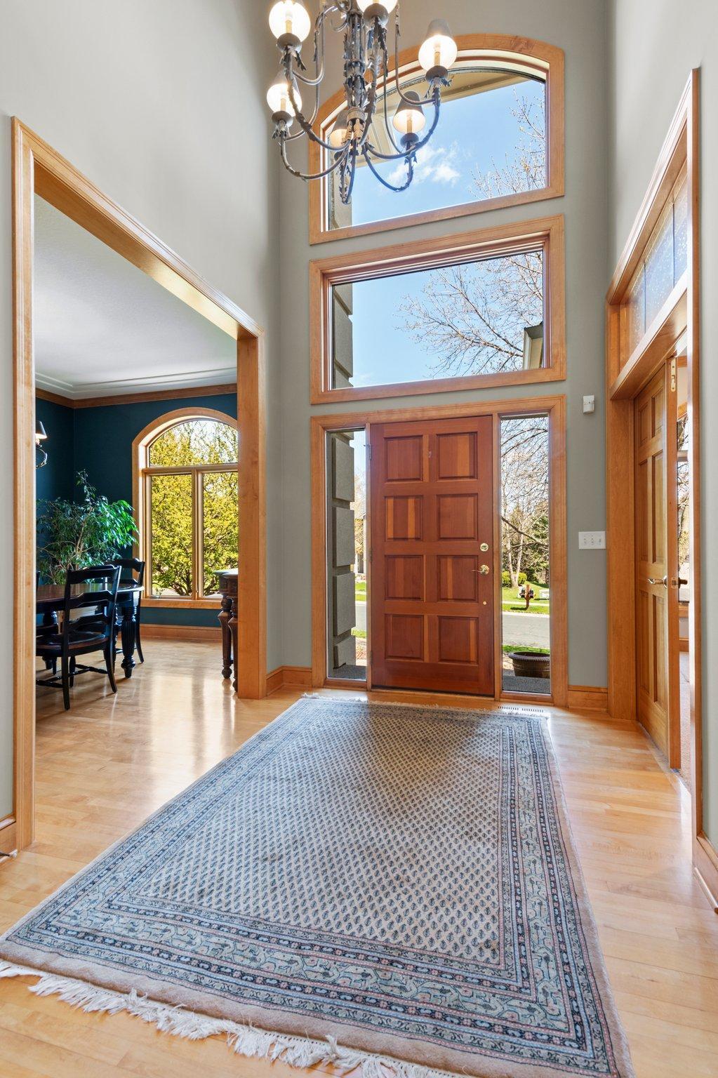 9388 Shetland Road Eden Prairie, MN 55347 - Photo 4 of 81