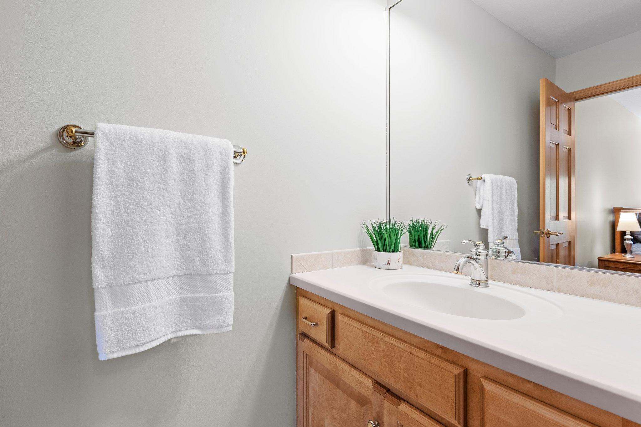 9388 Shetland Road Eden Prairie, MN 55347 - Photo 46 of 81