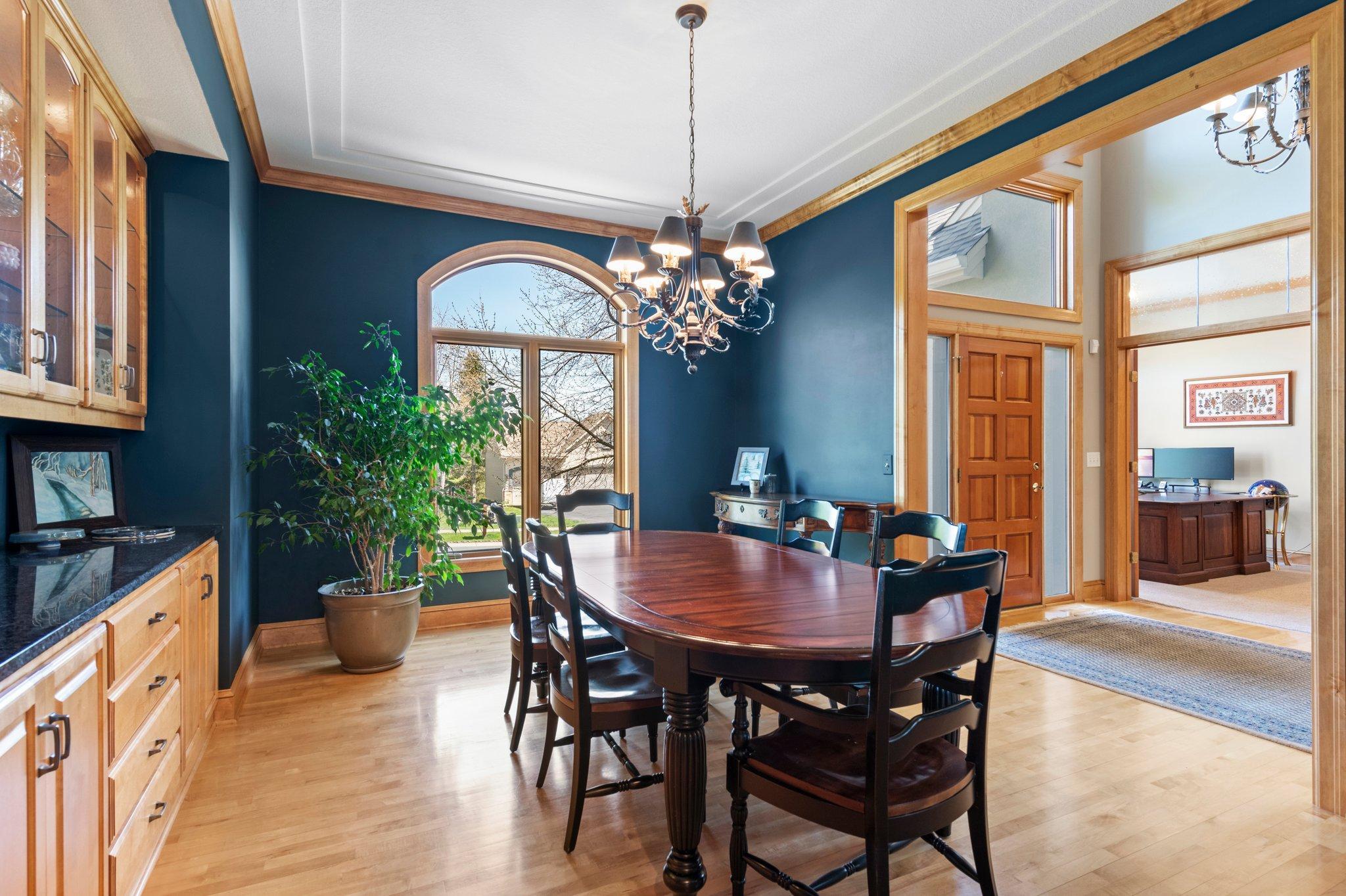 9388 Shetland Road Eden Prairie, MN 55347 - Photo 5 of 81