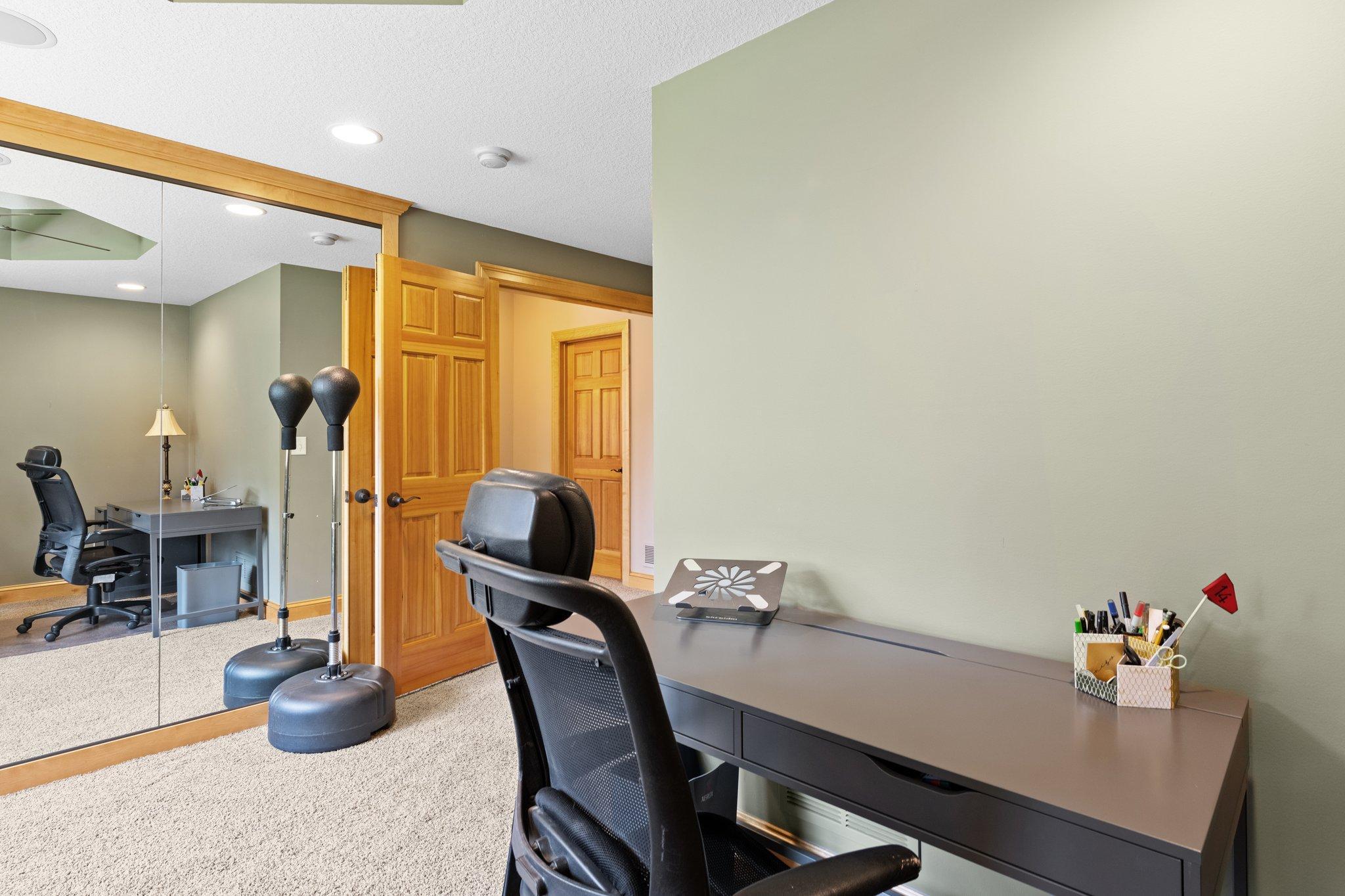 9388 Shetland Road Eden Prairie, MN 55347 - Photo 58 of 81