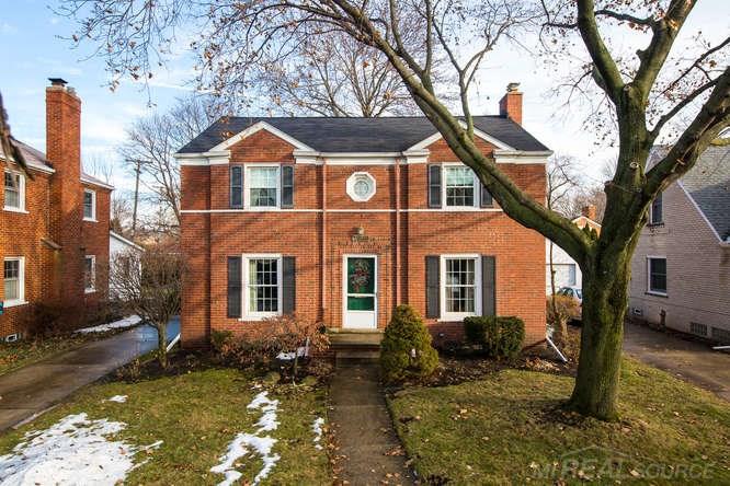 1660 Fairholme Road Grosse Pointe, MI 48236 - Photo 32 of 32 31339234-31.JPG