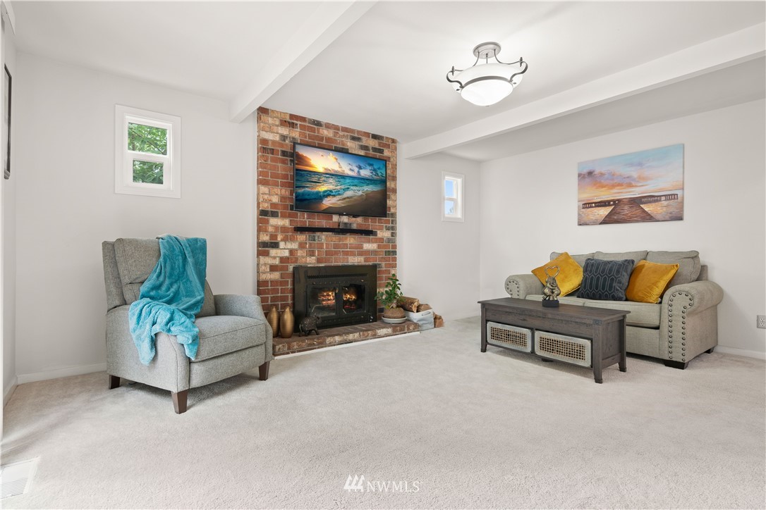 10903 Southeast 182nd Street Renton, WA 98055 - Photo 13 of 29 Gallery Image 13