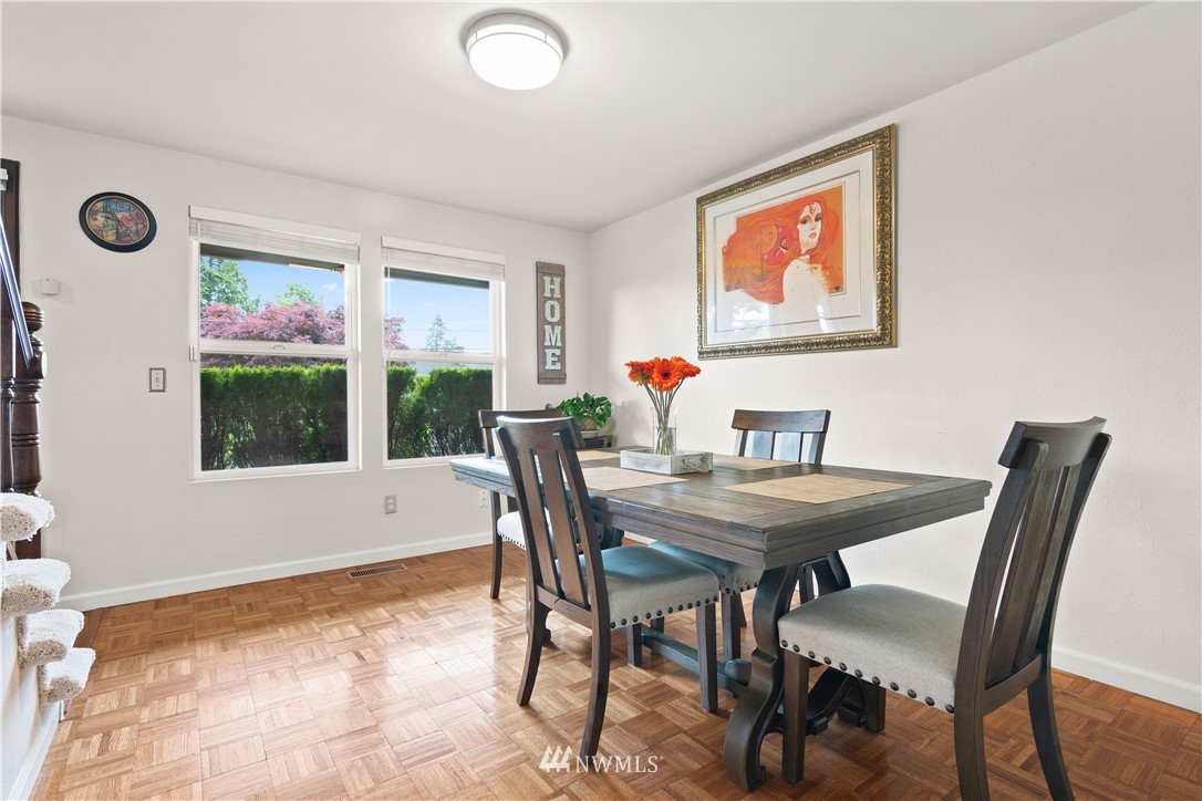 10903 Southeast 182nd Street Renton, WA 98055 - Photo 6 of 29 Gallery Image 6